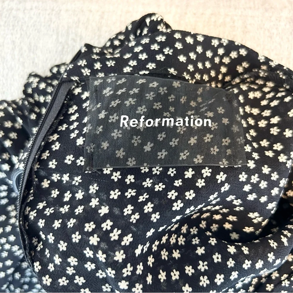 Reformation bellflower floral